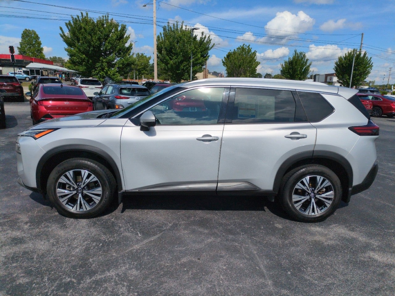2021 Nissan Rogue SV