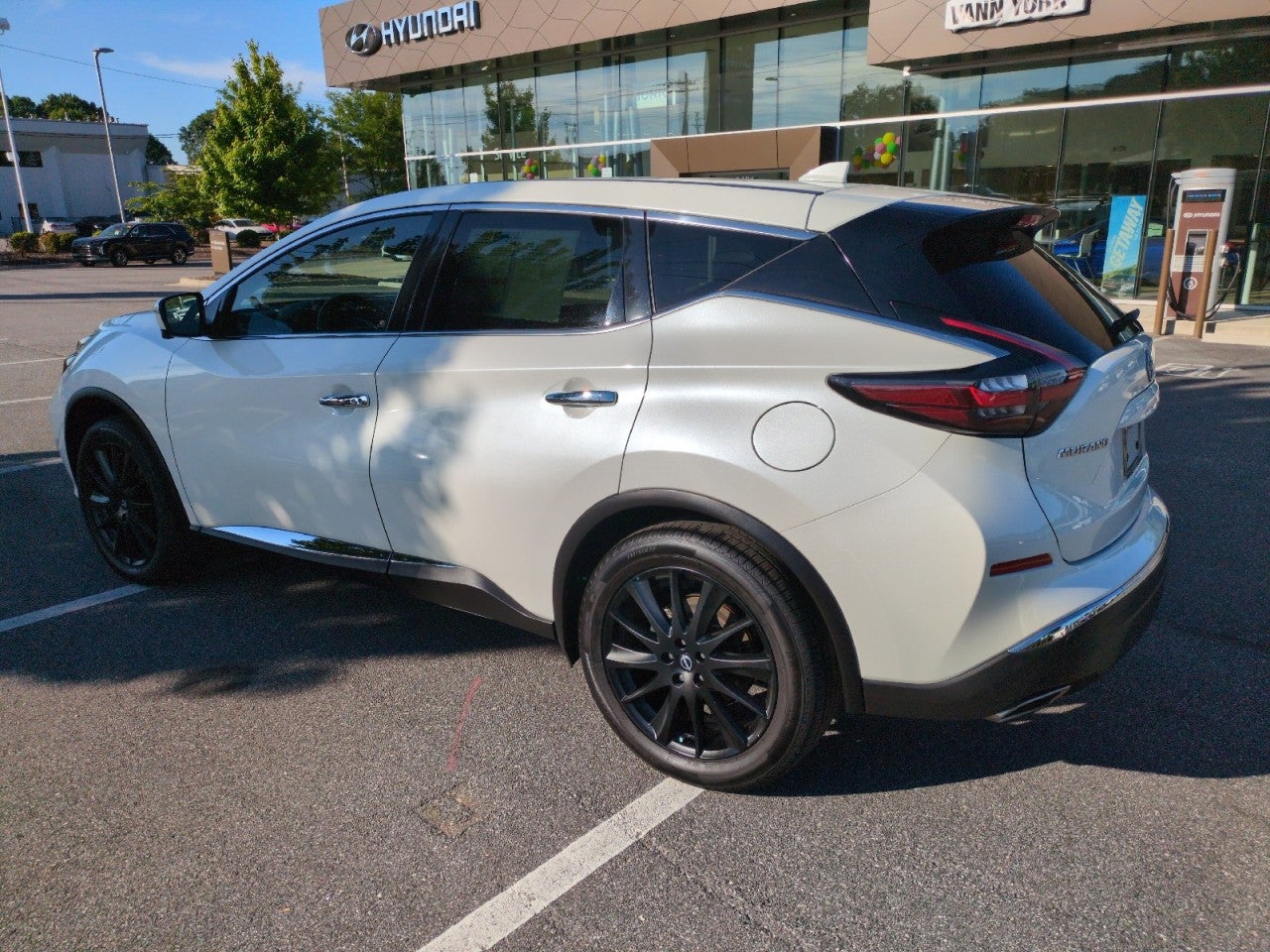 2023 Nissan Murano SL