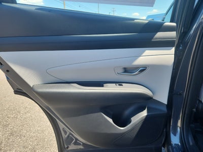 2026 Hyundai Tucson SE FWD