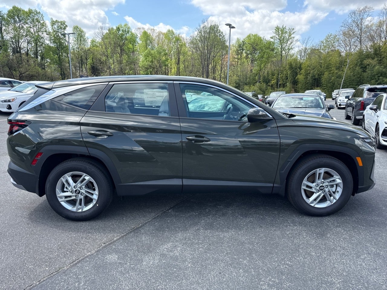 2026 Hyundai Tucson SE FWD