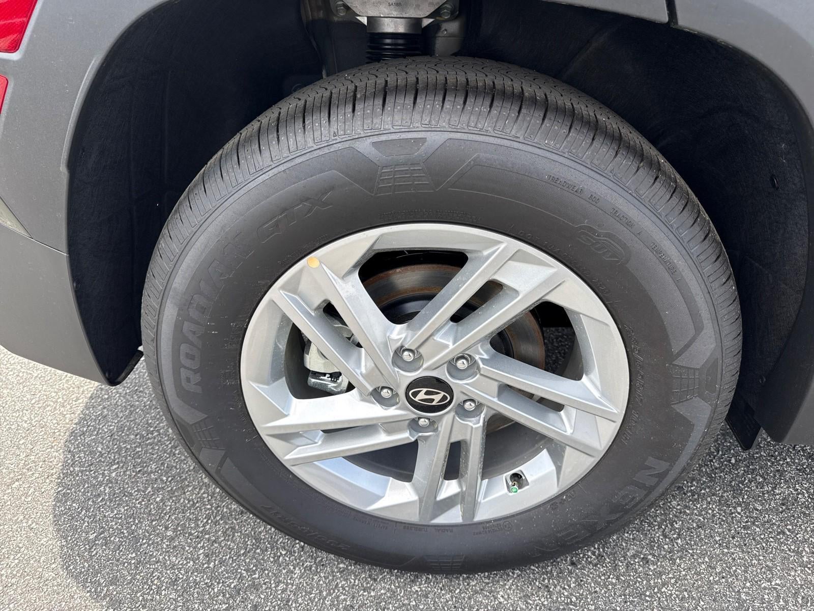 2026 Hyundai Tucson SE FWD