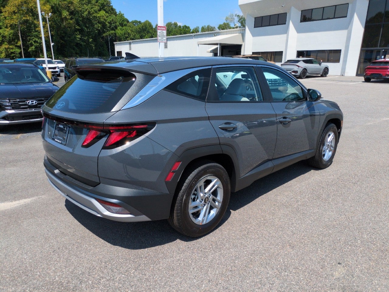 2026 Hyundai Tucson SE FWD
