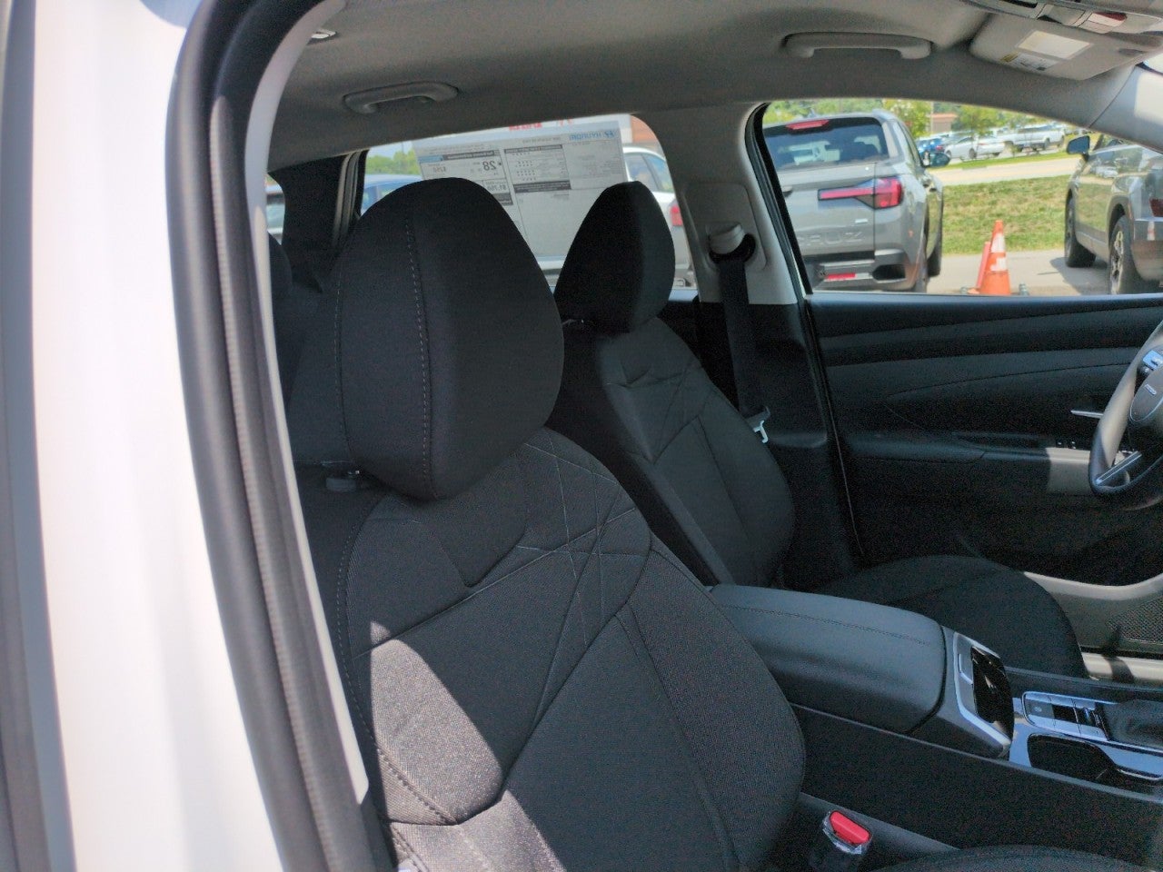 2026 Hyundai Tucson SE FWD