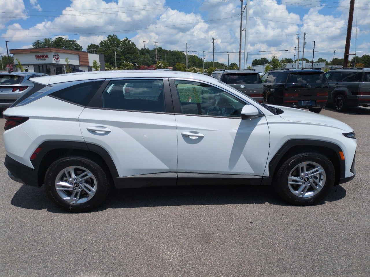 2026 Hyundai Tucson SE FWD