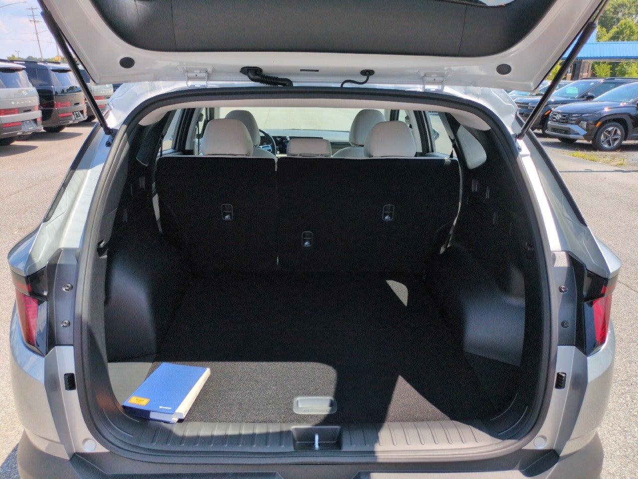 2026 Hyundai Tucson SE FWD