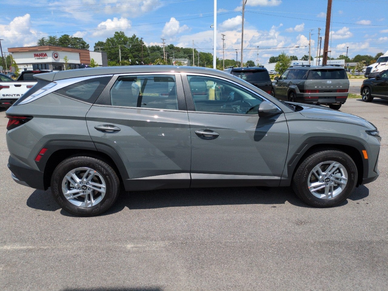 2026 Hyundai Tucson SE FWD