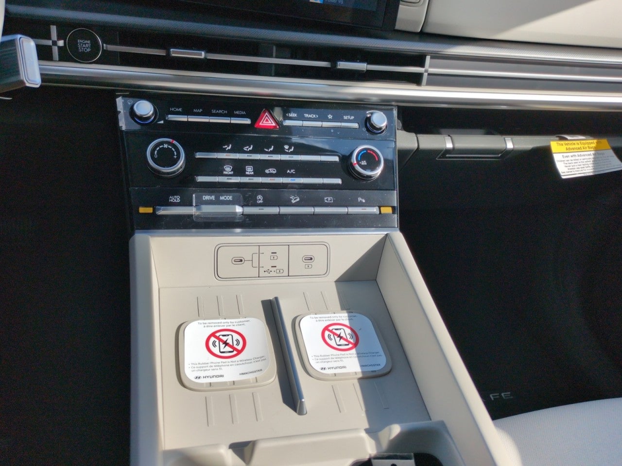 2026 Hyundai Santa Fe SE FWD