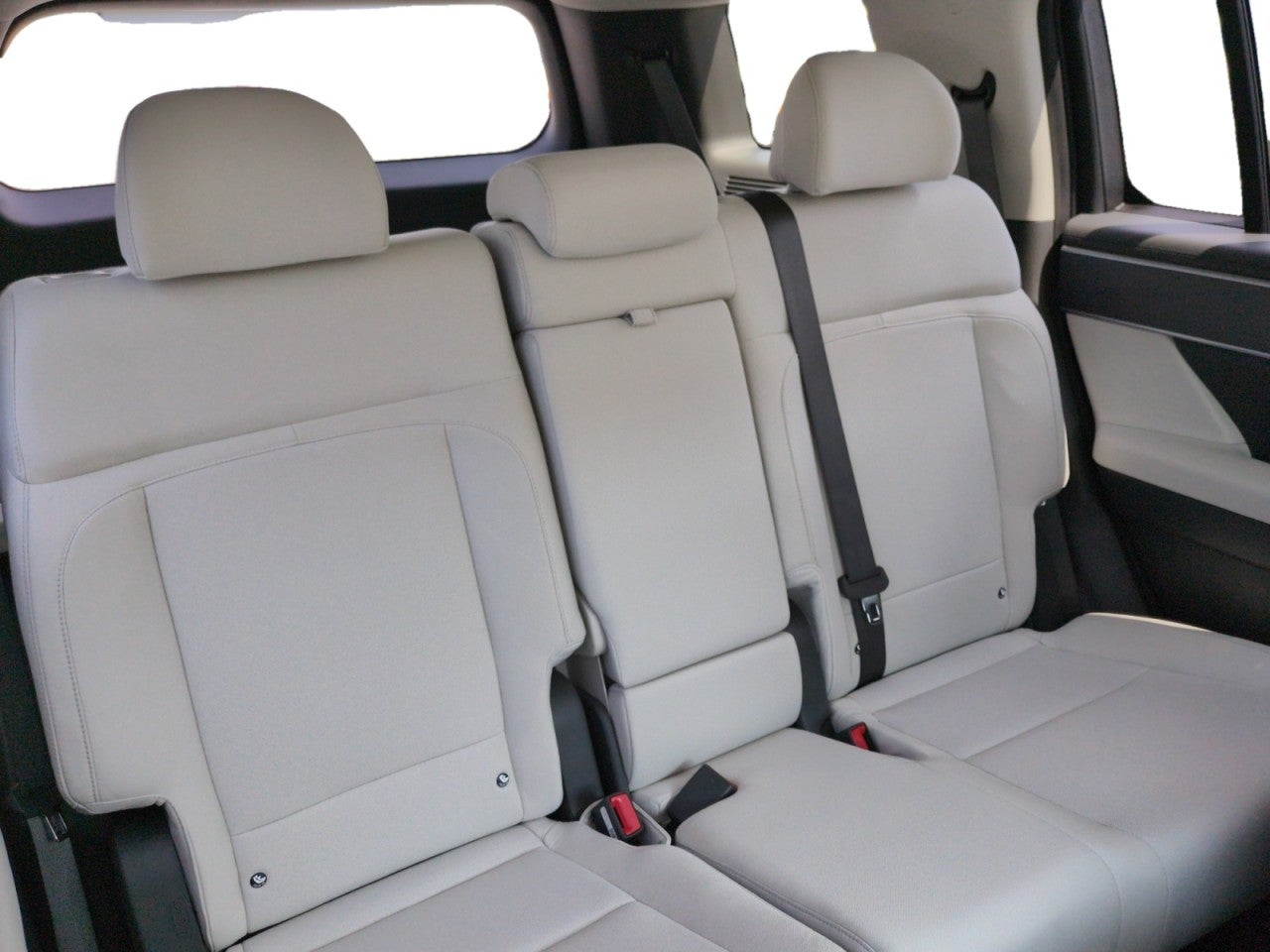 2027 Hyundai Santa Fe SE AWD