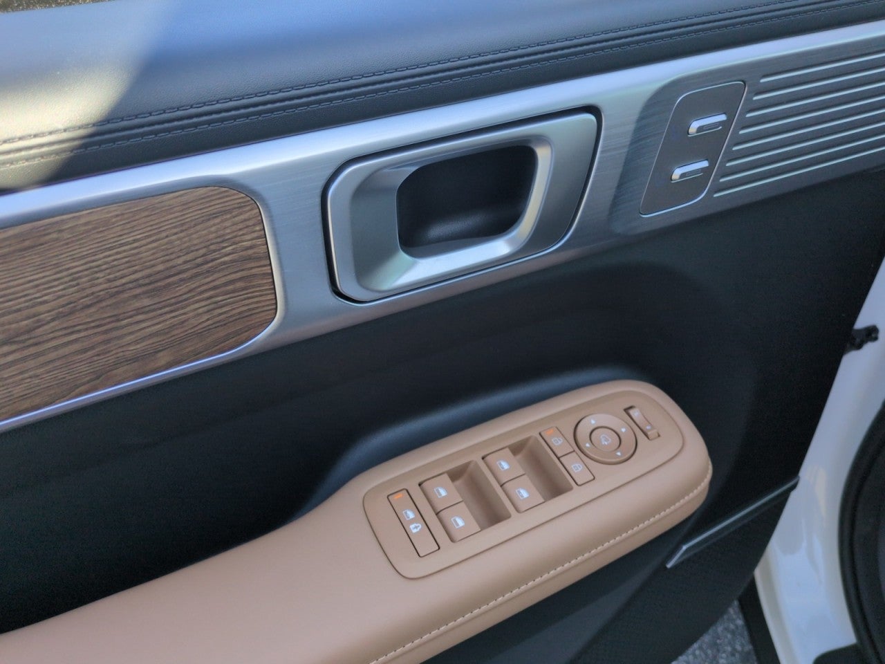 2027 Hyundai Santa Fe Limited AWD