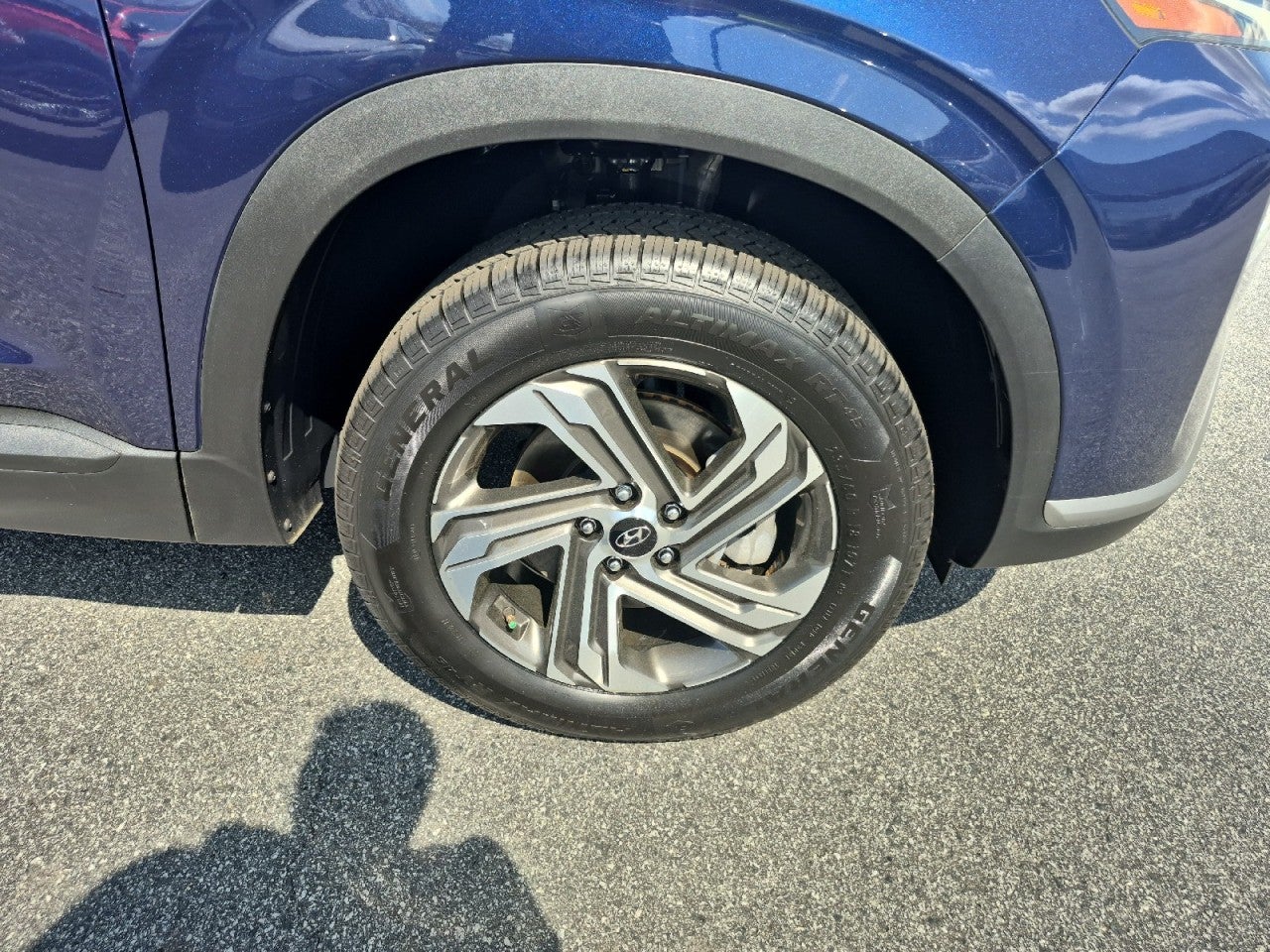 2023 Hyundai Santa Fe SE