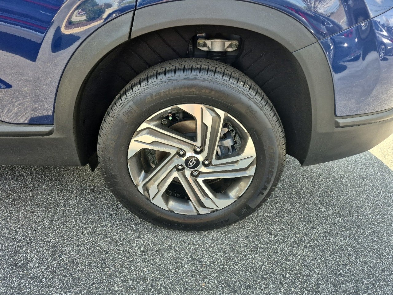 2023 Hyundai Santa Fe SE