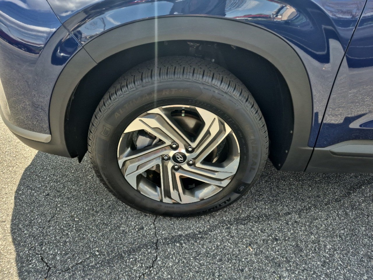 2023 Hyundai Santa Fe SE