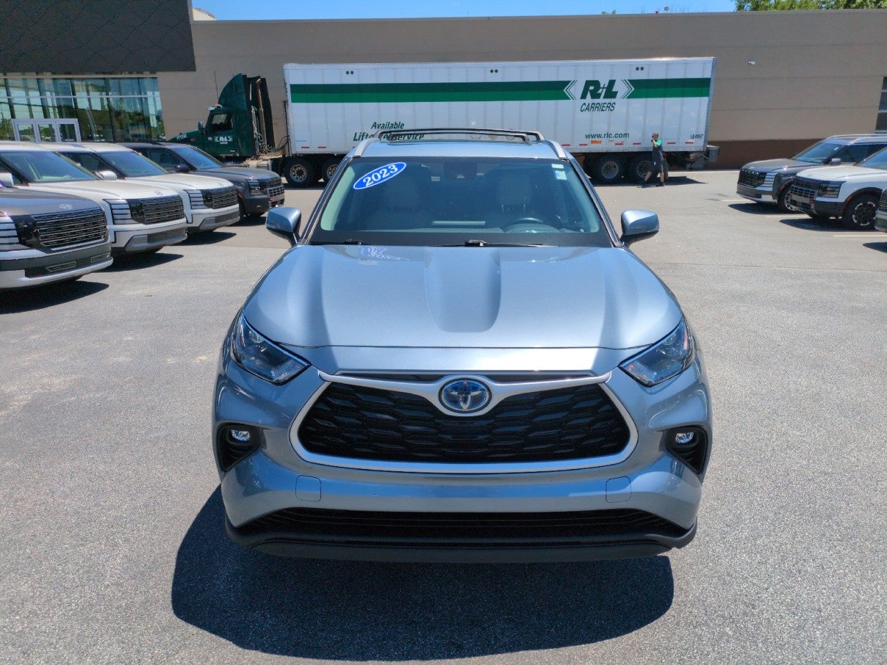 2023 Toyota Highlander Hybrid XLE