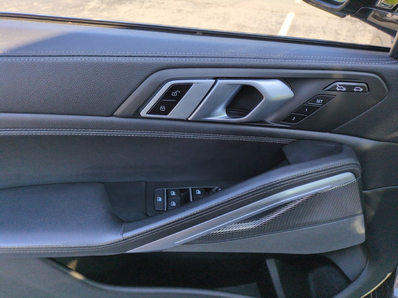 2021 BMW X6 xDrive40i
