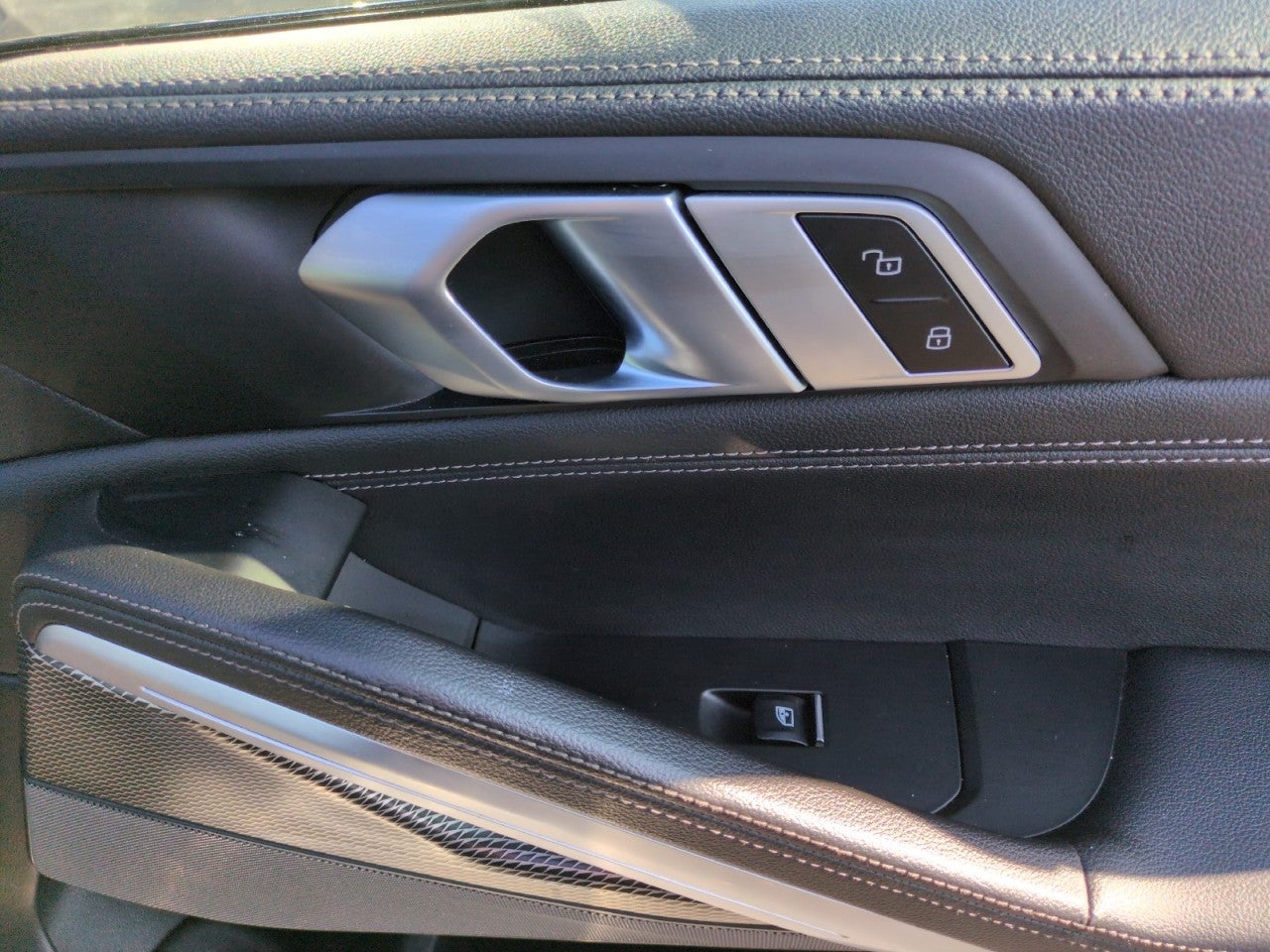 2021 BMW X6 xDrive40i