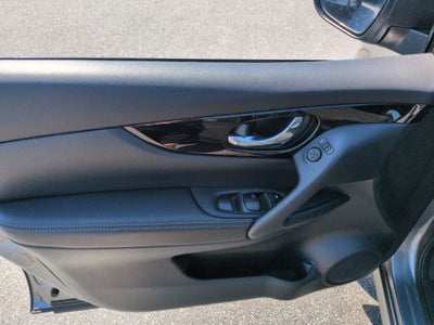 2021 Nissan Rogue Sport SV