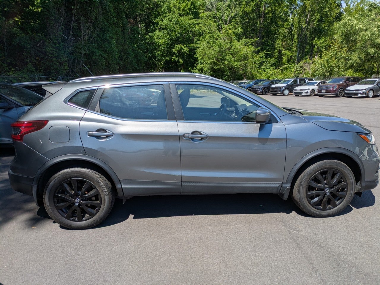 2021 Nissan Rogue Sport SV