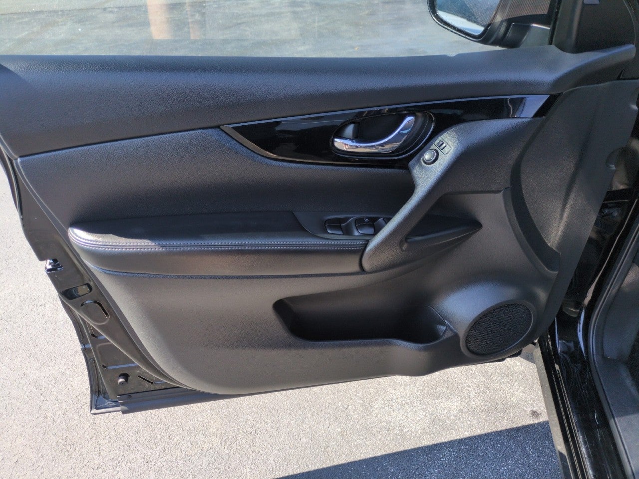 2018 Nissan Rogue Sport SV