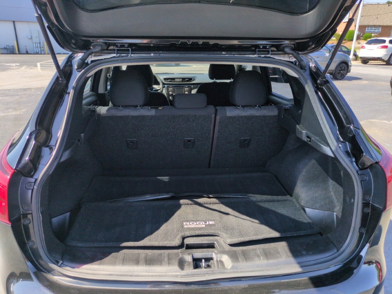 2018 Nissan Rogue Sport SV
