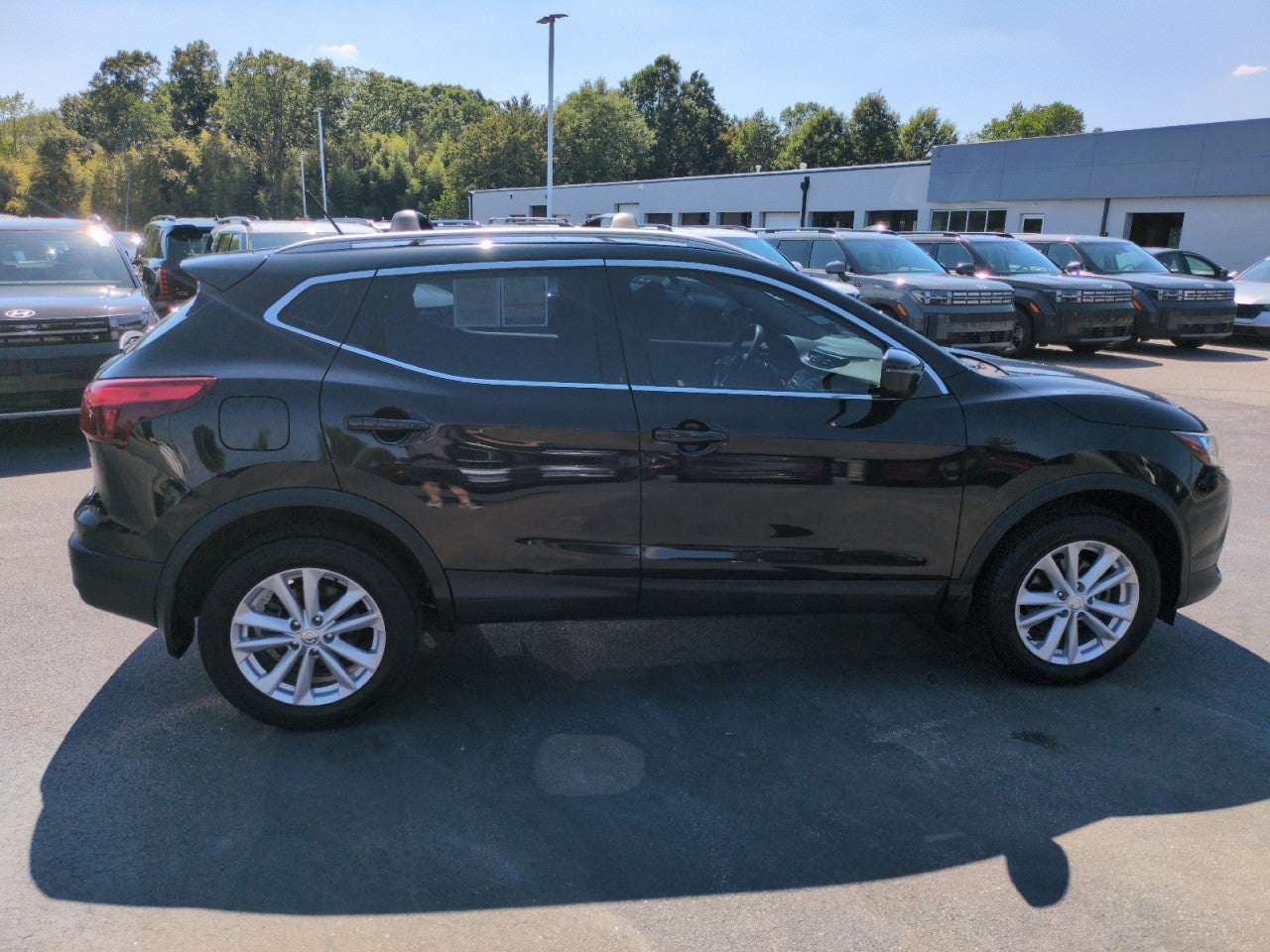 2018 Nissan Rogue Sport SV