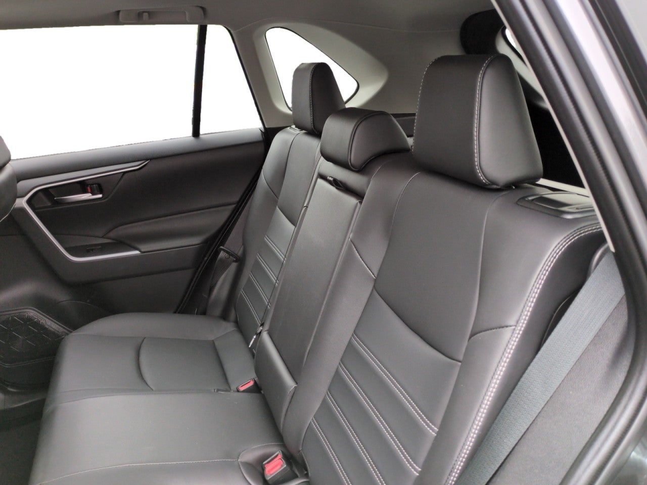 2025 Toyota RAV4 Hybrid XLE Premium