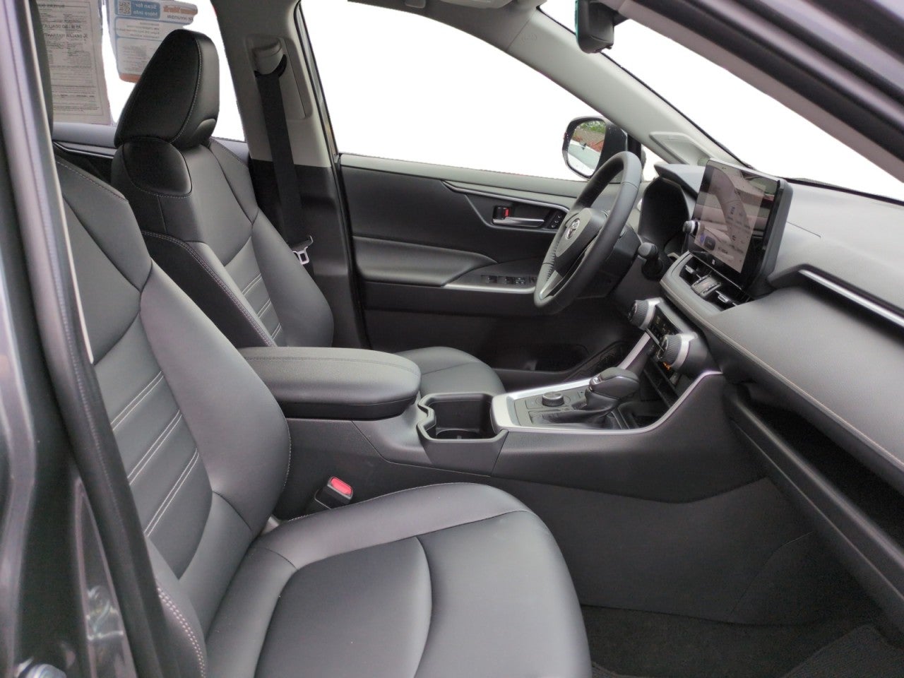 2025 Toyota RAV4 Hybrid XLE Premium
