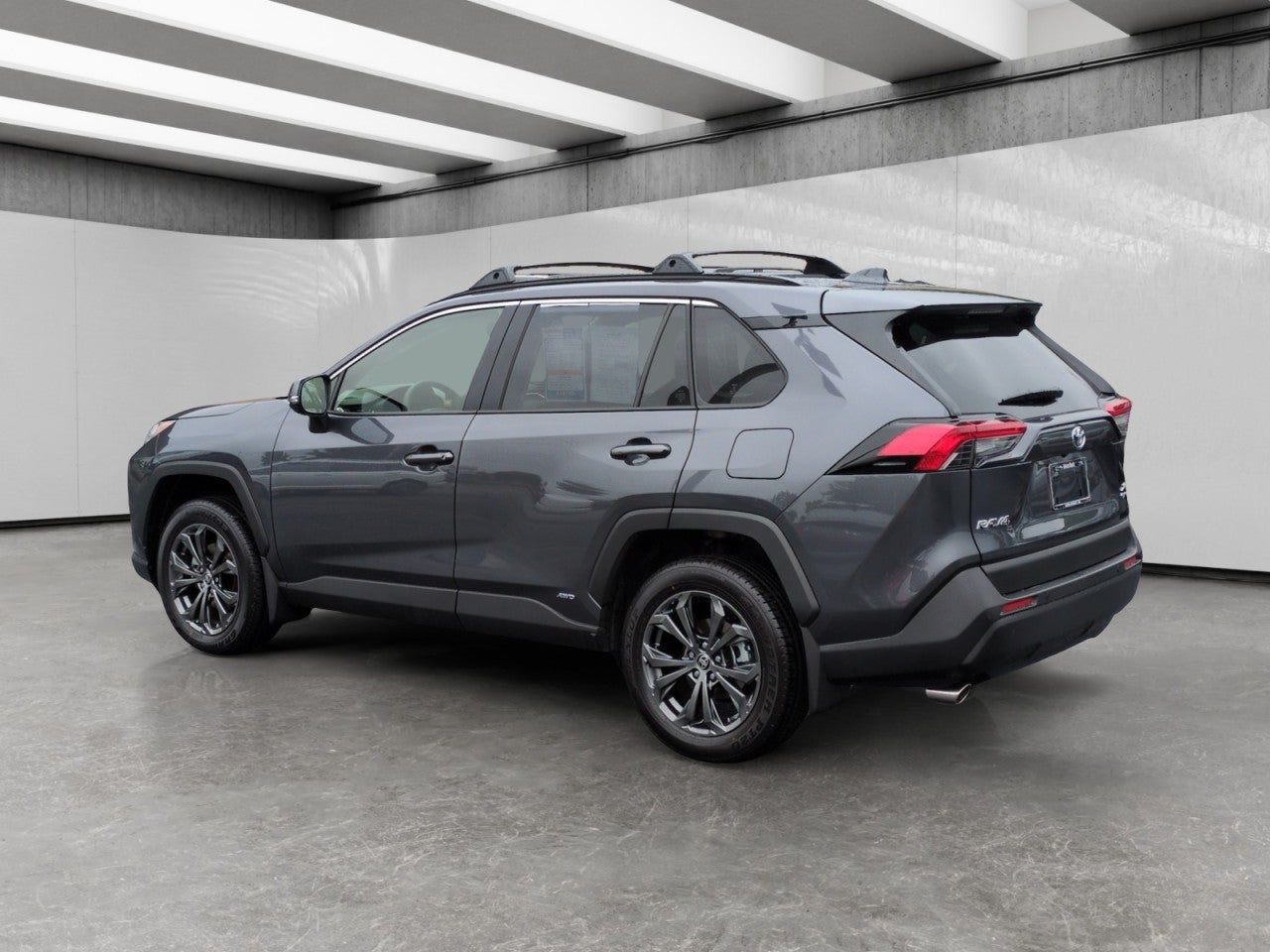2025 Toyota RAV4 Hybrid XLE Premium