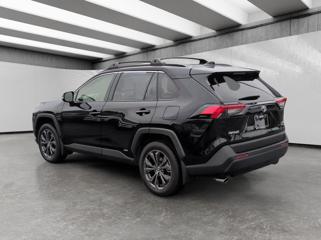 2025 Toyota RAV4 Hybrid XLE Premium