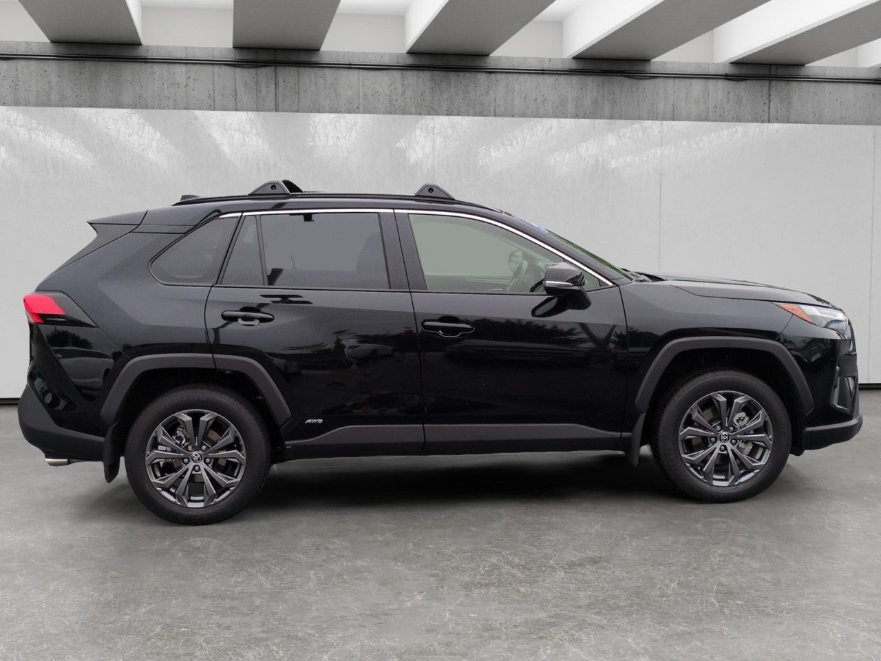 2025 Toyota RAV4 Hybrid XLE Premium