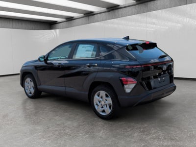 2027 Hyundai Kona SE FWD
