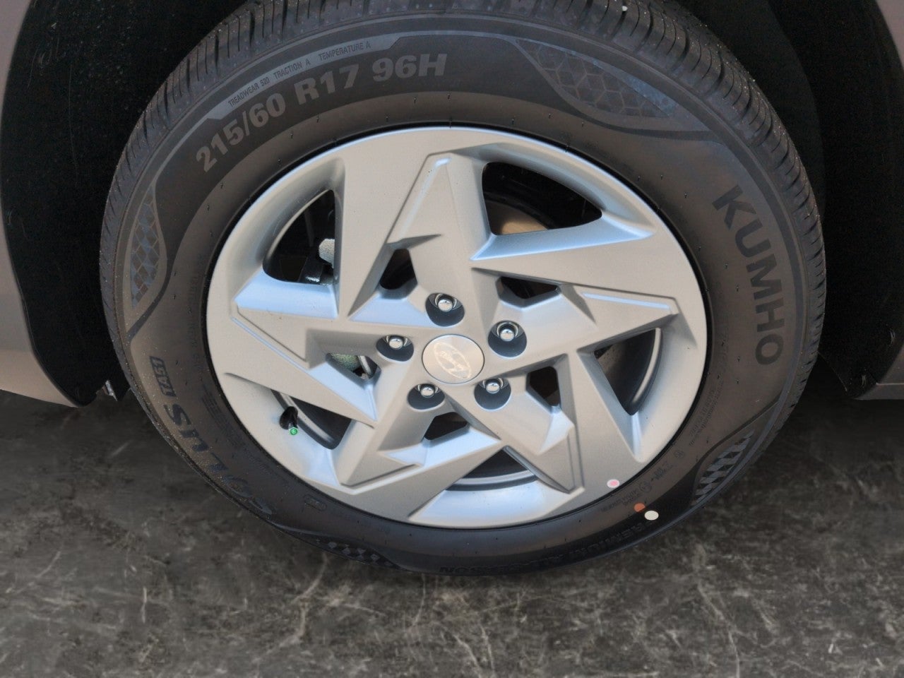 2027 Hyundai Kona SE FWD