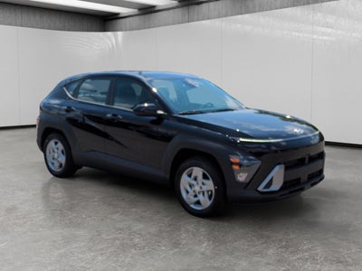 2027 Hyundai Kona SE FWD