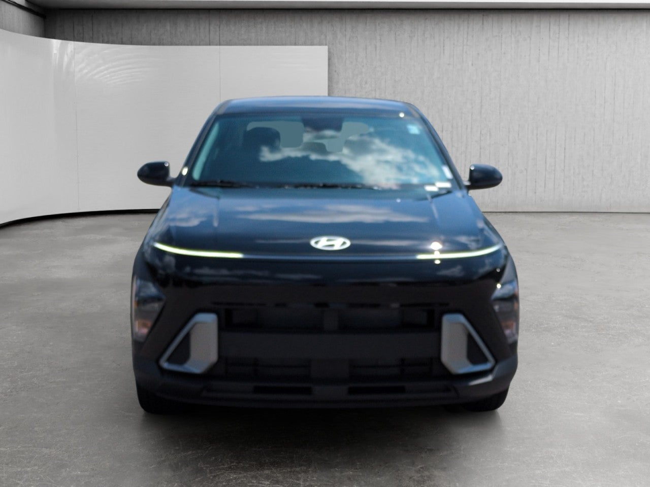 2027 Hyundai Kona SE FWD