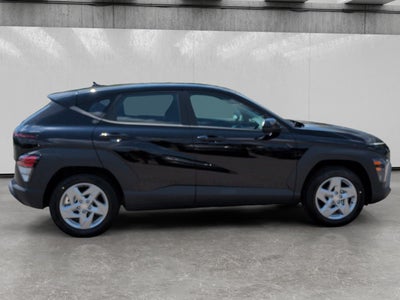 2027 Hyundai Kona SE FWD