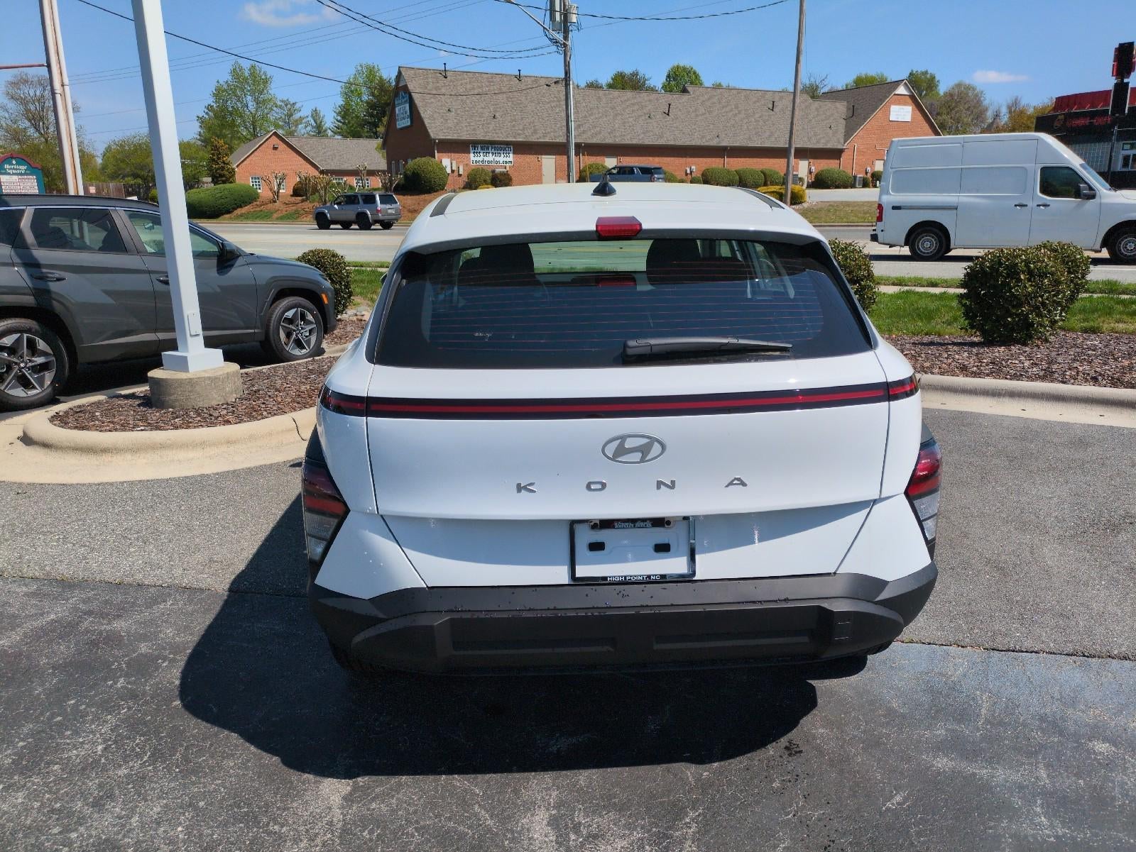 2026 Hyundai Kona SE FWD