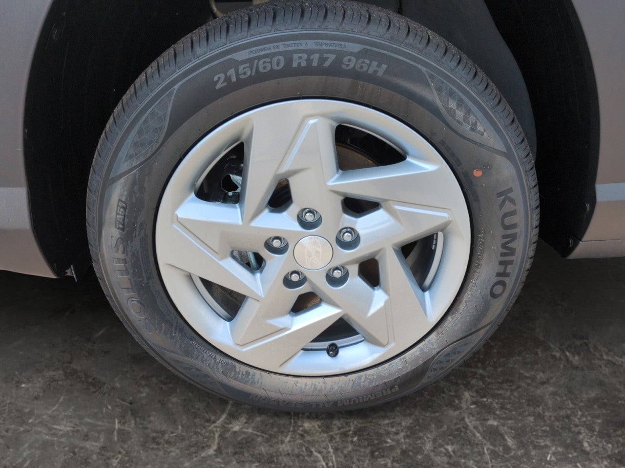 2027 Hyundai Kona SE AWD