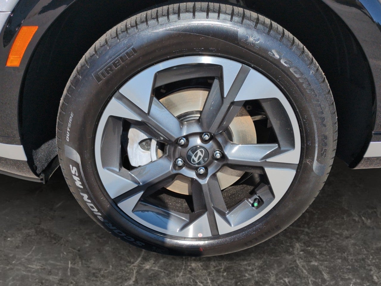 2027 Hyundai Palisade Hybrid Limited 8P