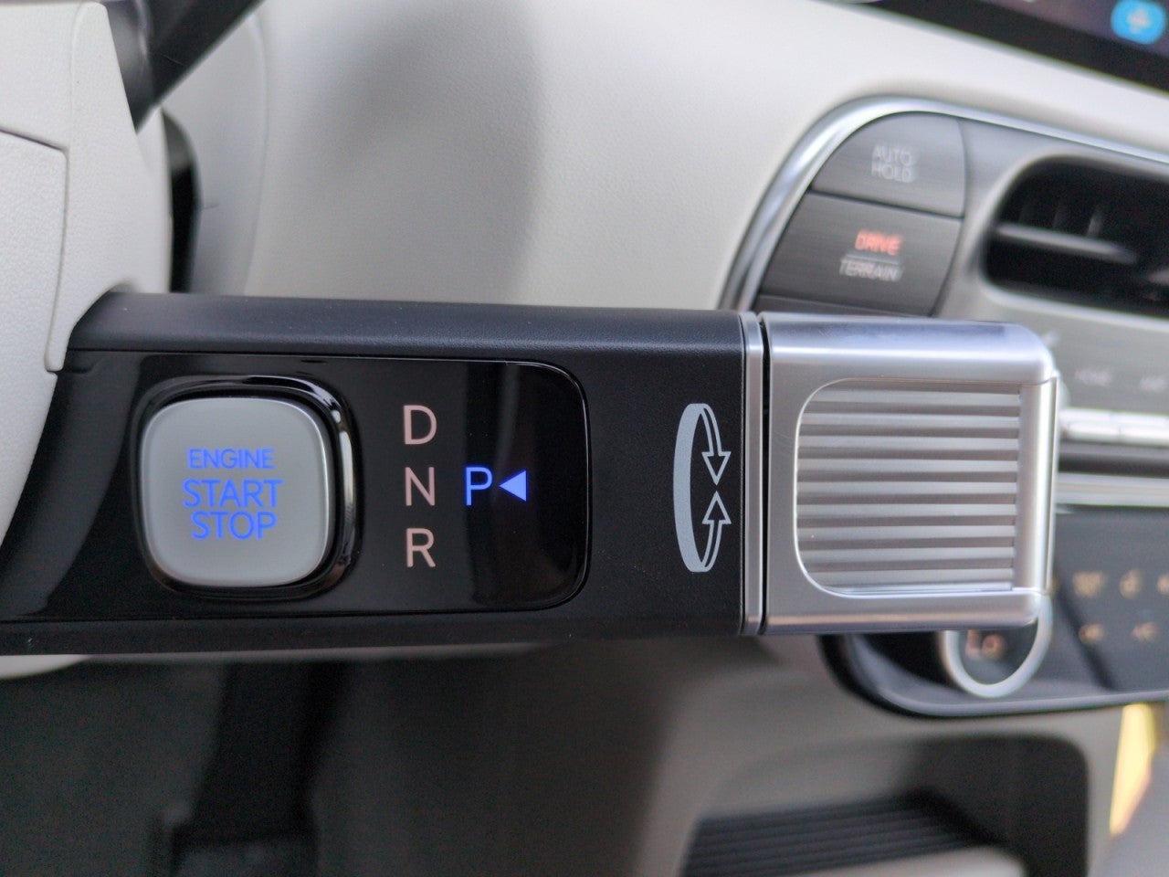 2027 Hyundai Palisade Hybrid Limited 7P