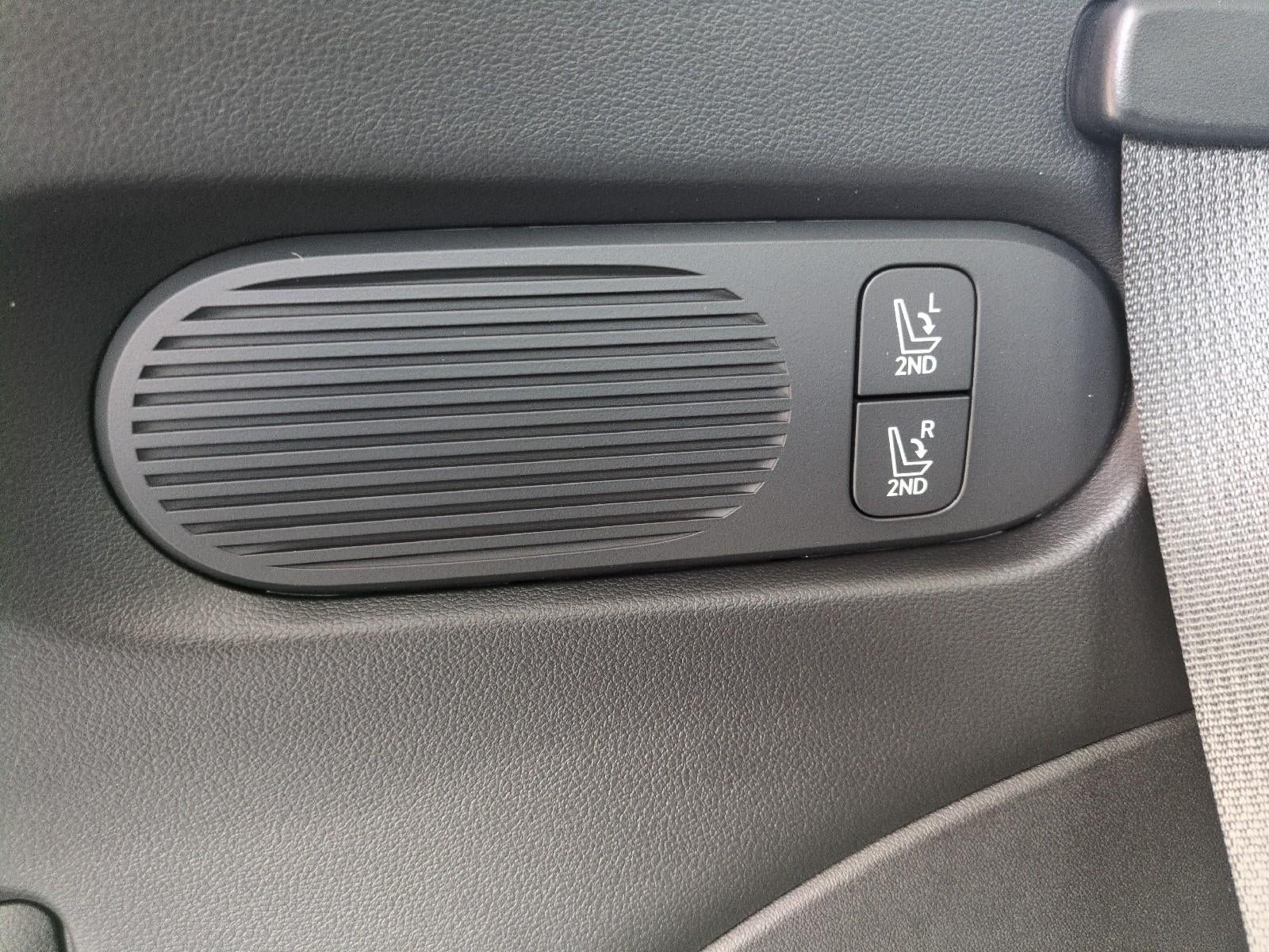 2026 Hyundai Palisade Hybrid Blue SEL 8P