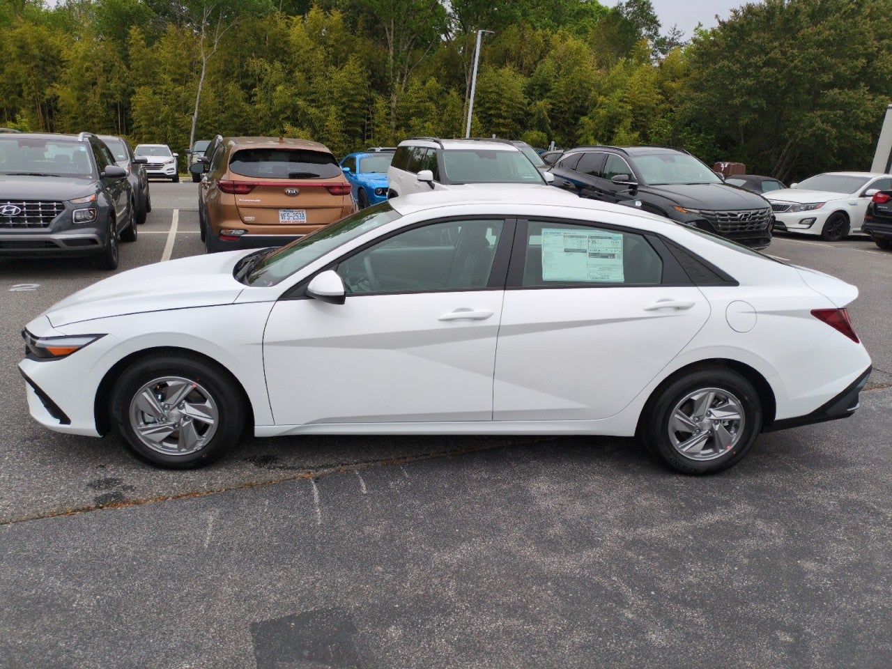 2026 Hyundai Elantra SE
