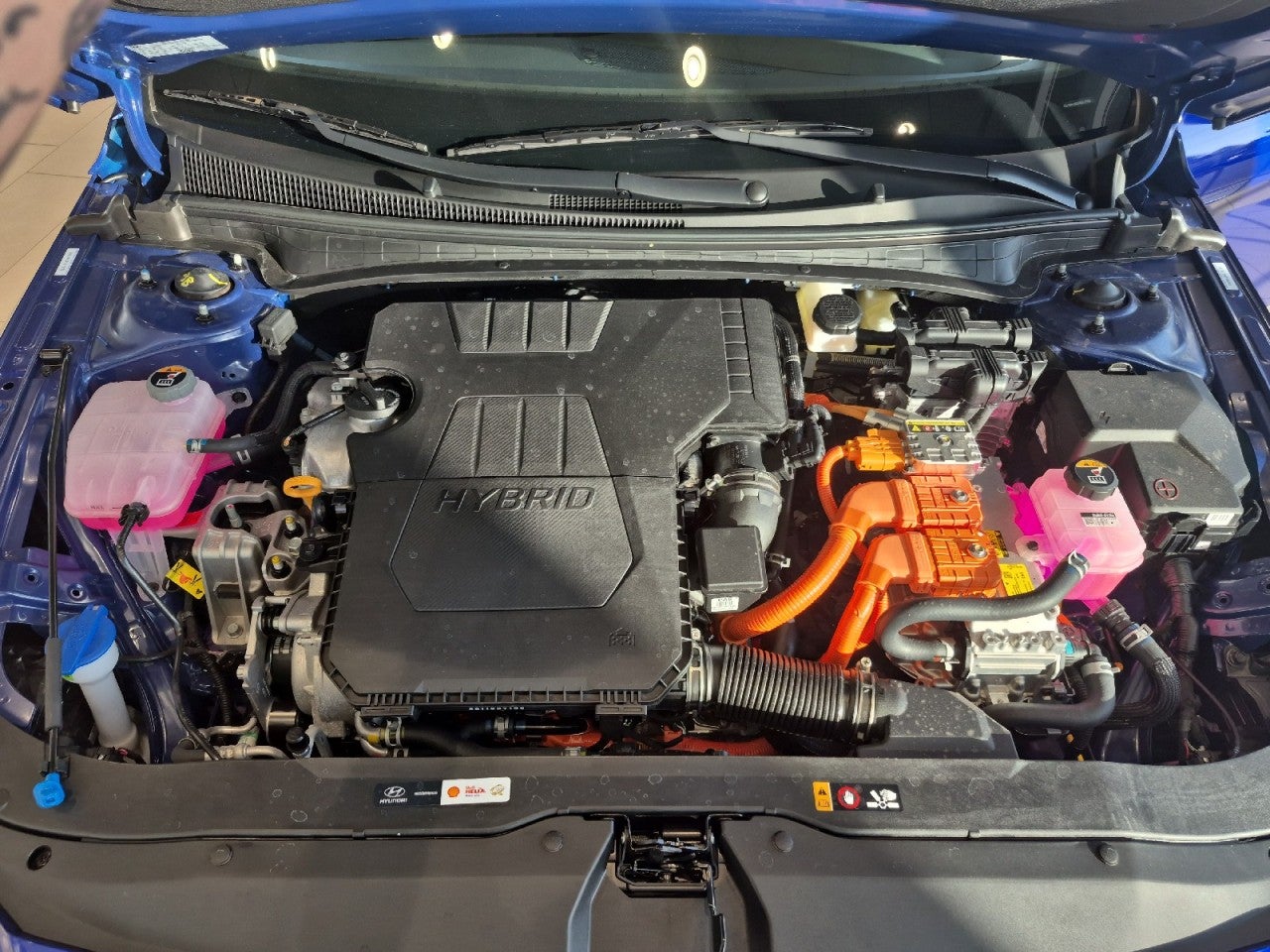 2025 Hyundai Elantra Hybrid Limited