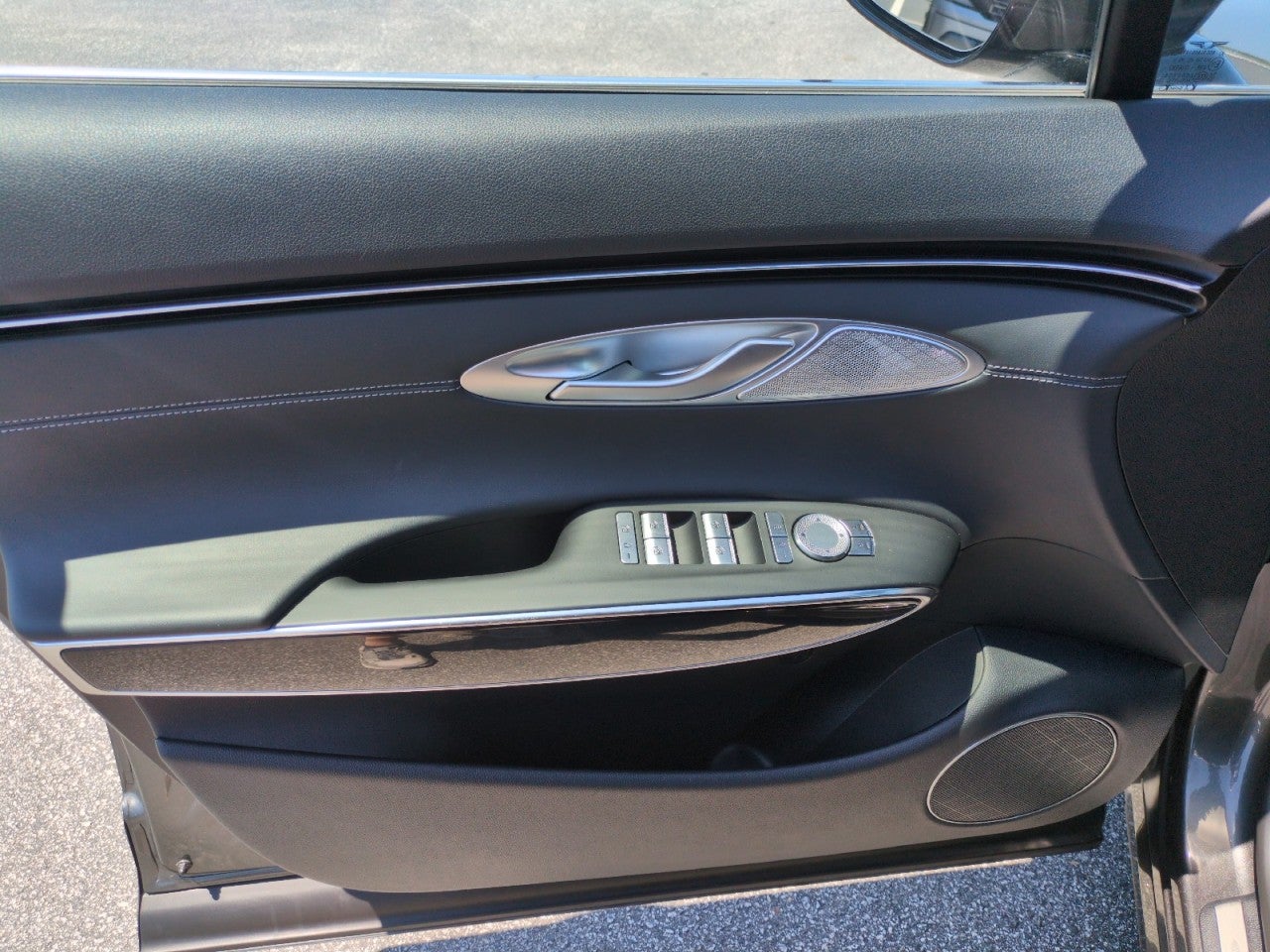 2025 Genesis GV70 2.5T