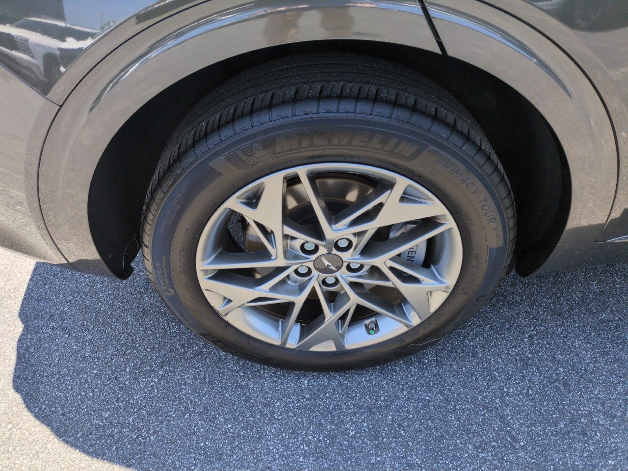 2025 Genesis GV70 2.5T