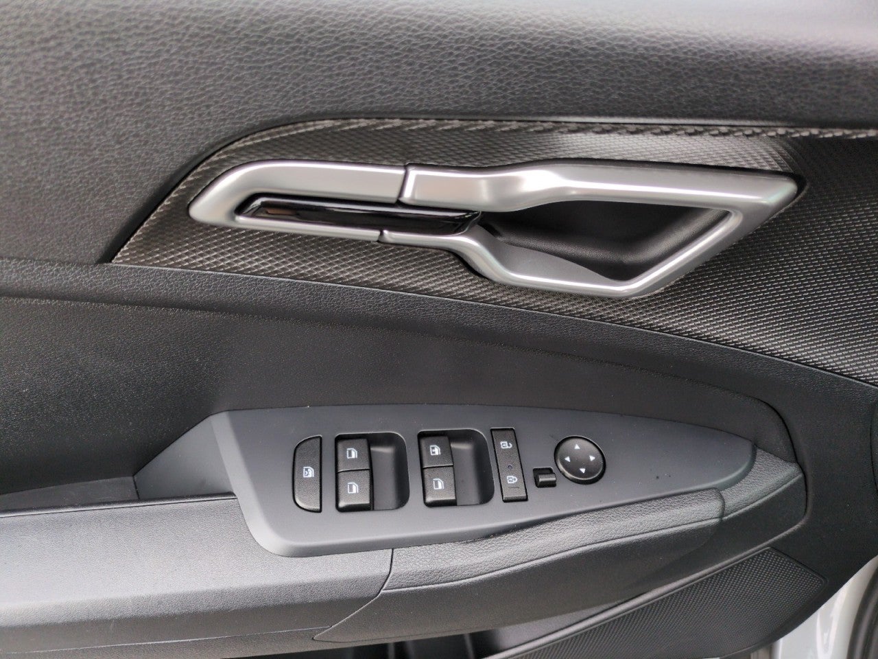 2025 Kia Sportage Hybrid LX