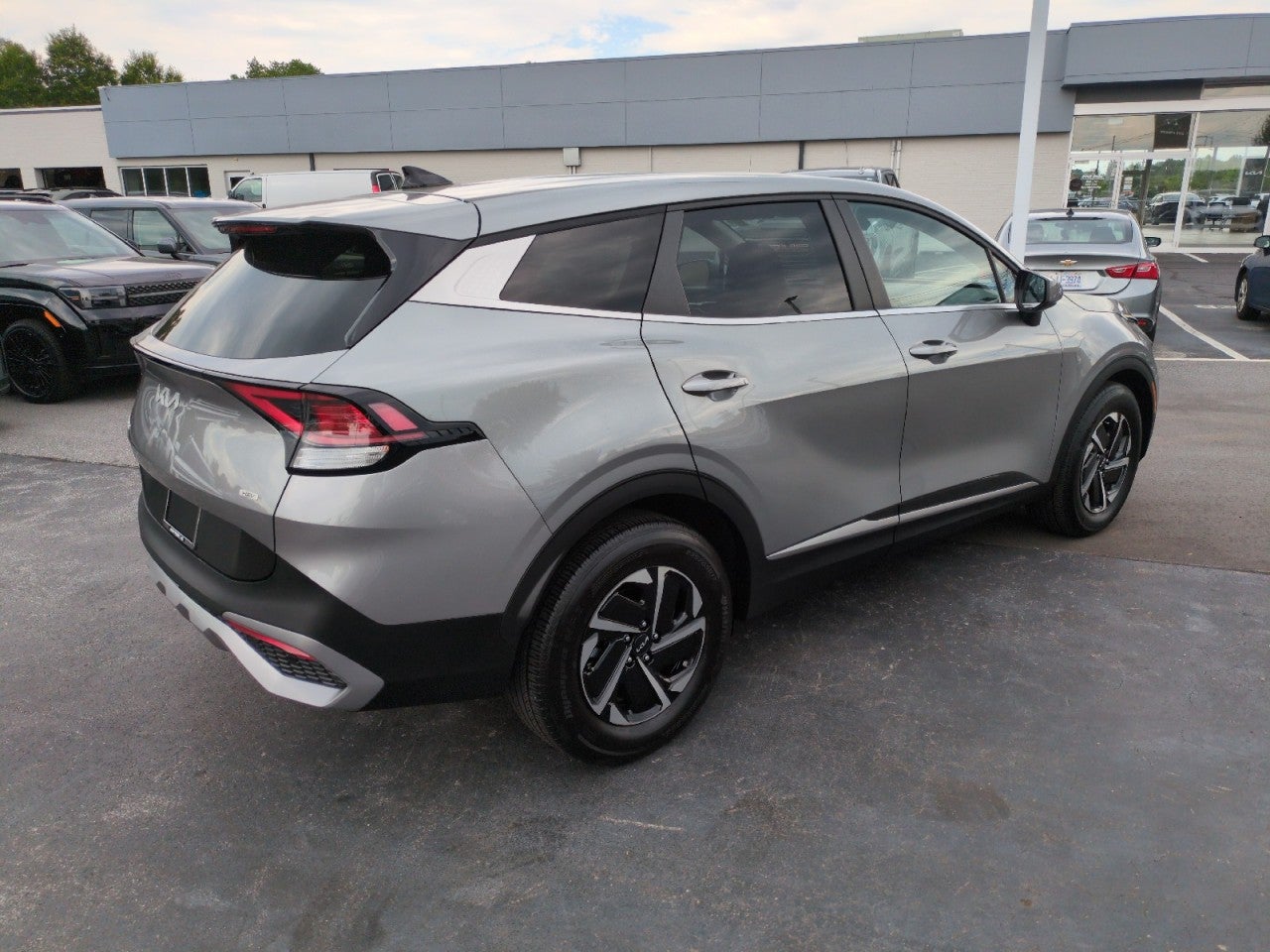 2025 Kia Sportage Hybrid LX